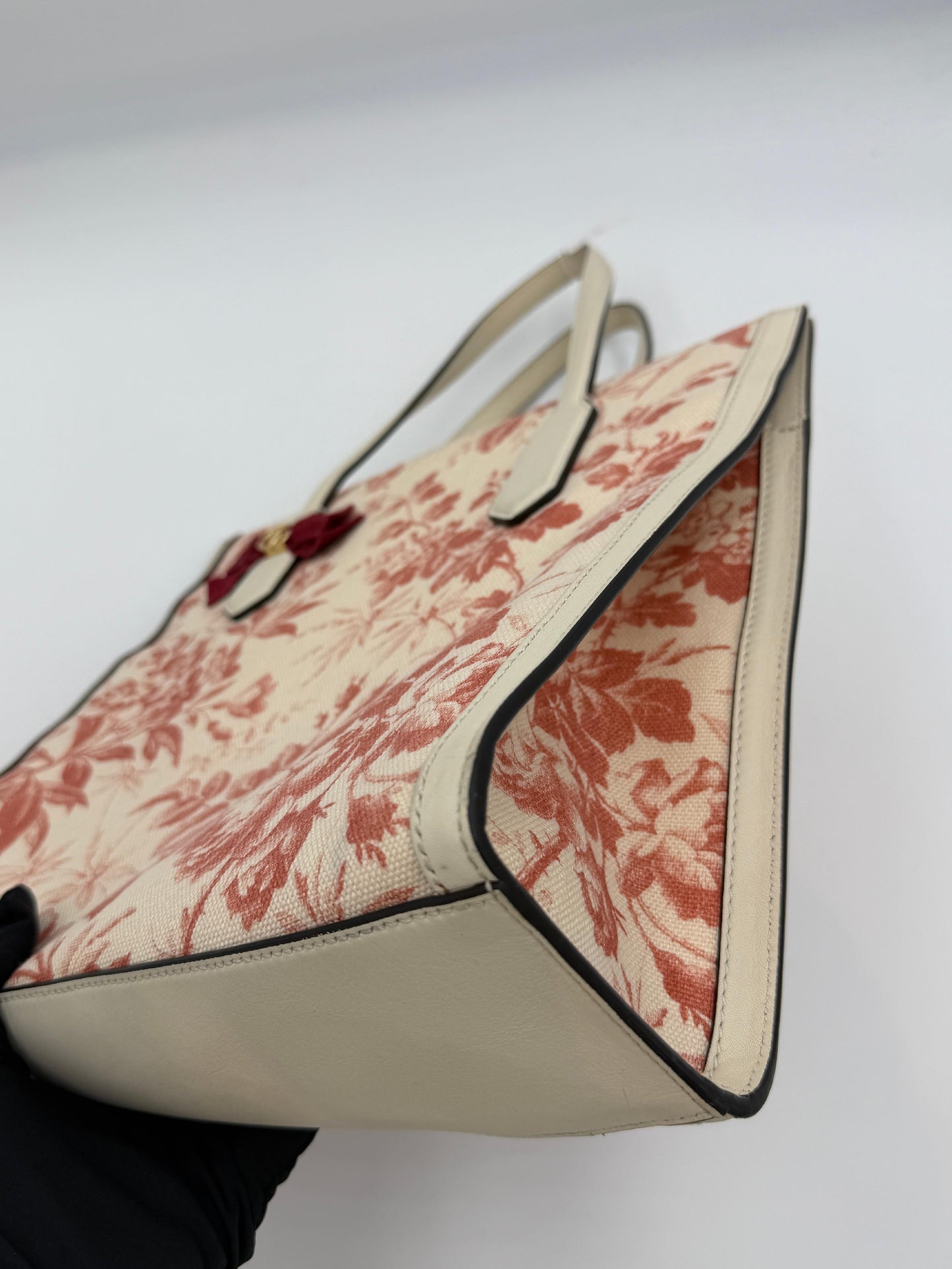 Gucci GG Bow Canvas Tote