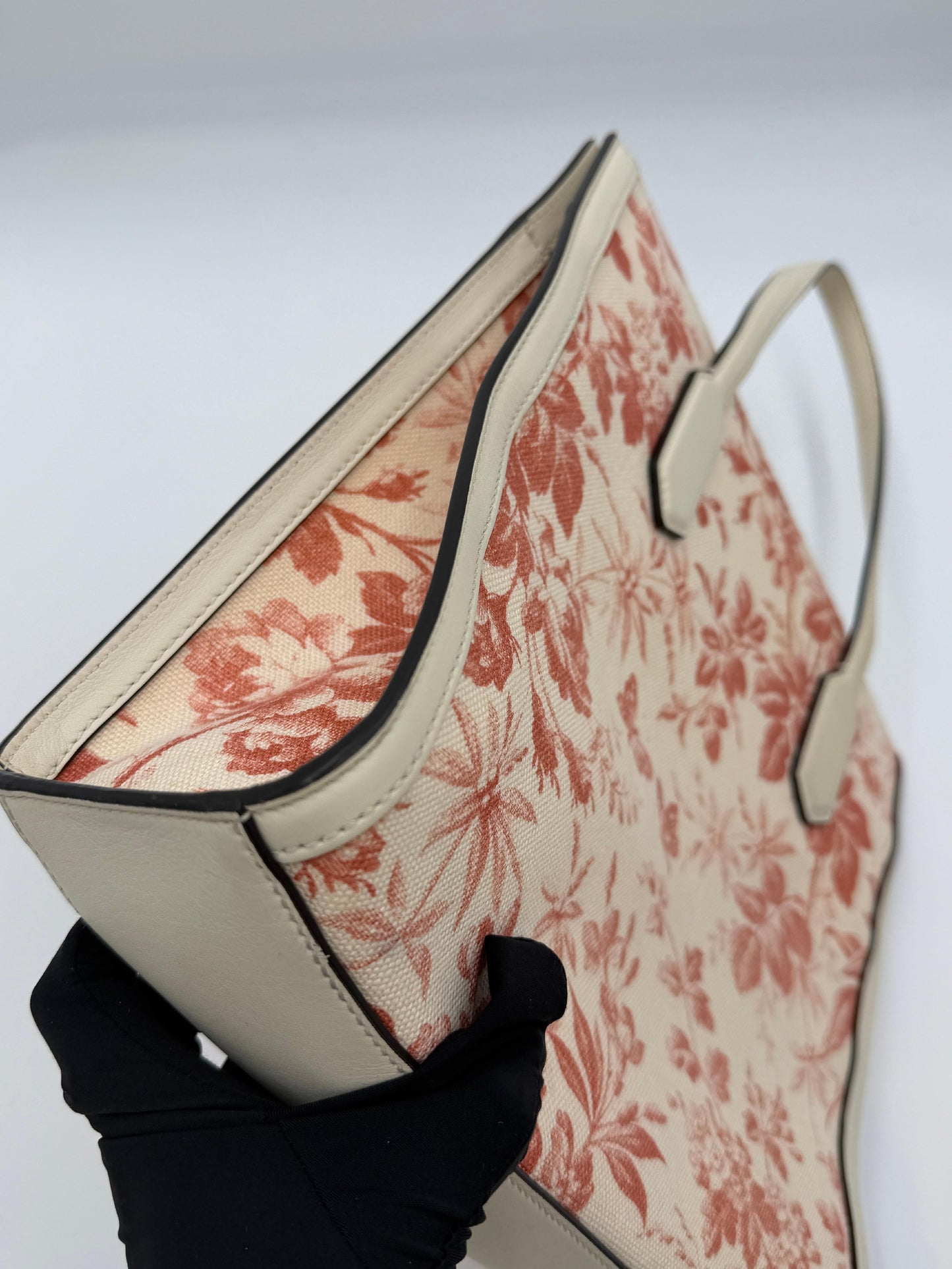 Gucci GG Bow Canvas Tote