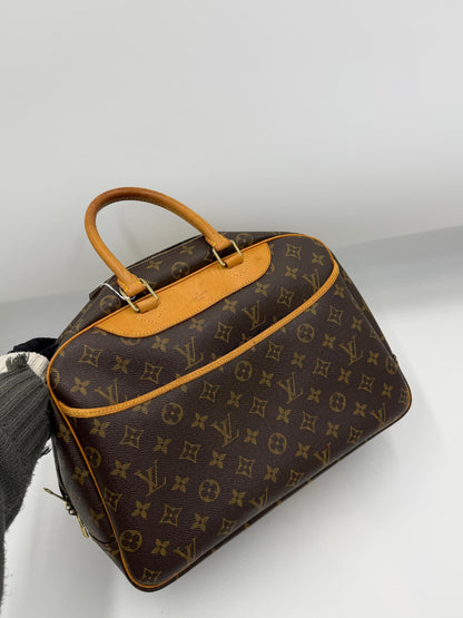 Louis Vuitton Deauville