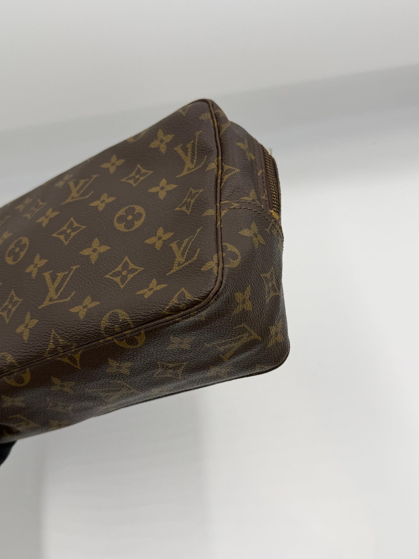 Louis Vuitton Trousse Toilette