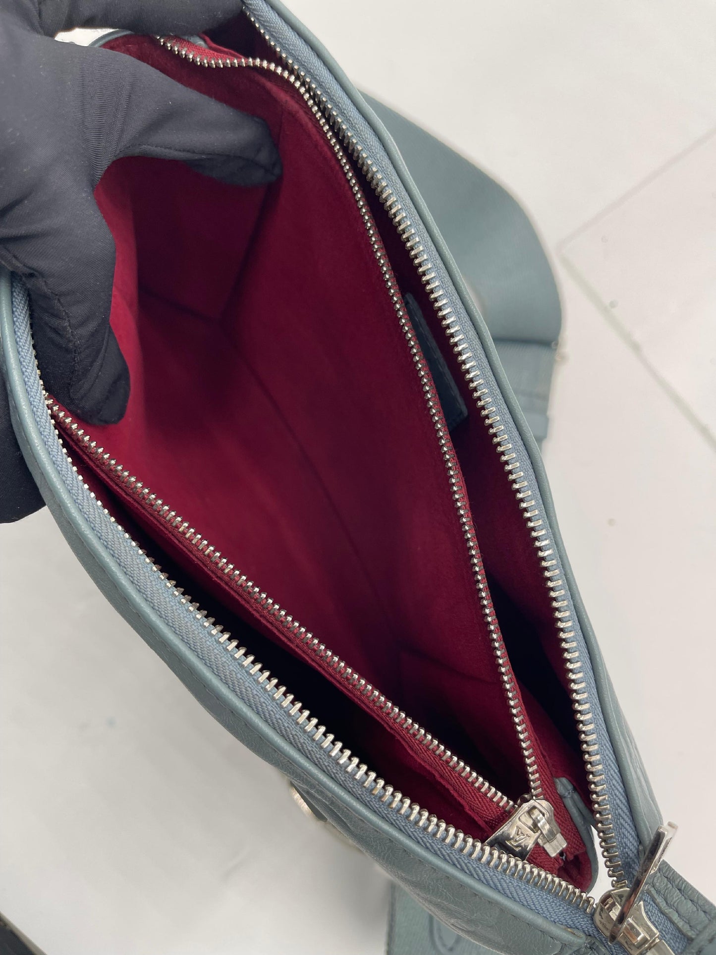 Louis Vuitton Coussin Chain Shoulder