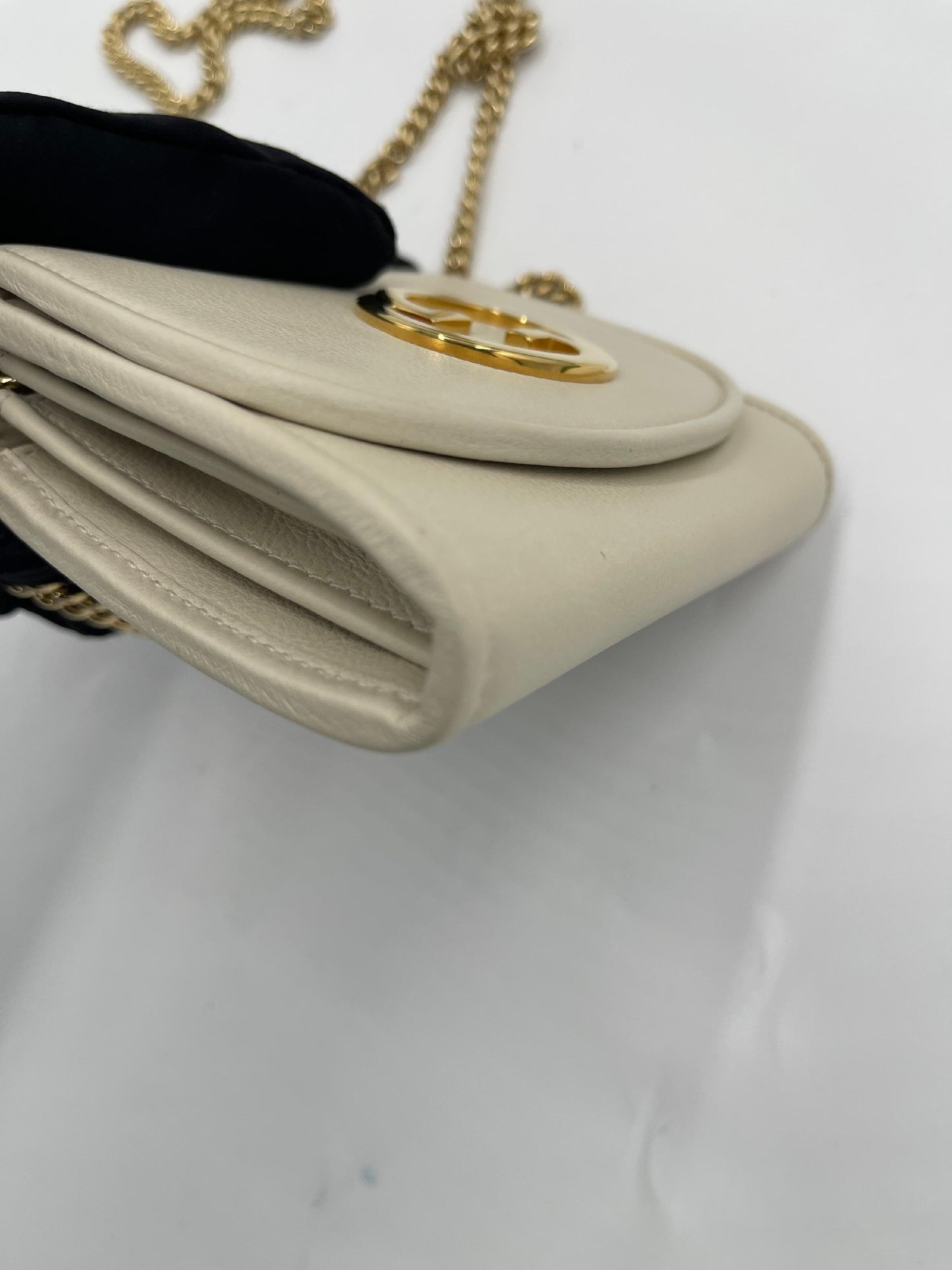 Gucci Blondie Mini Chain Wallet