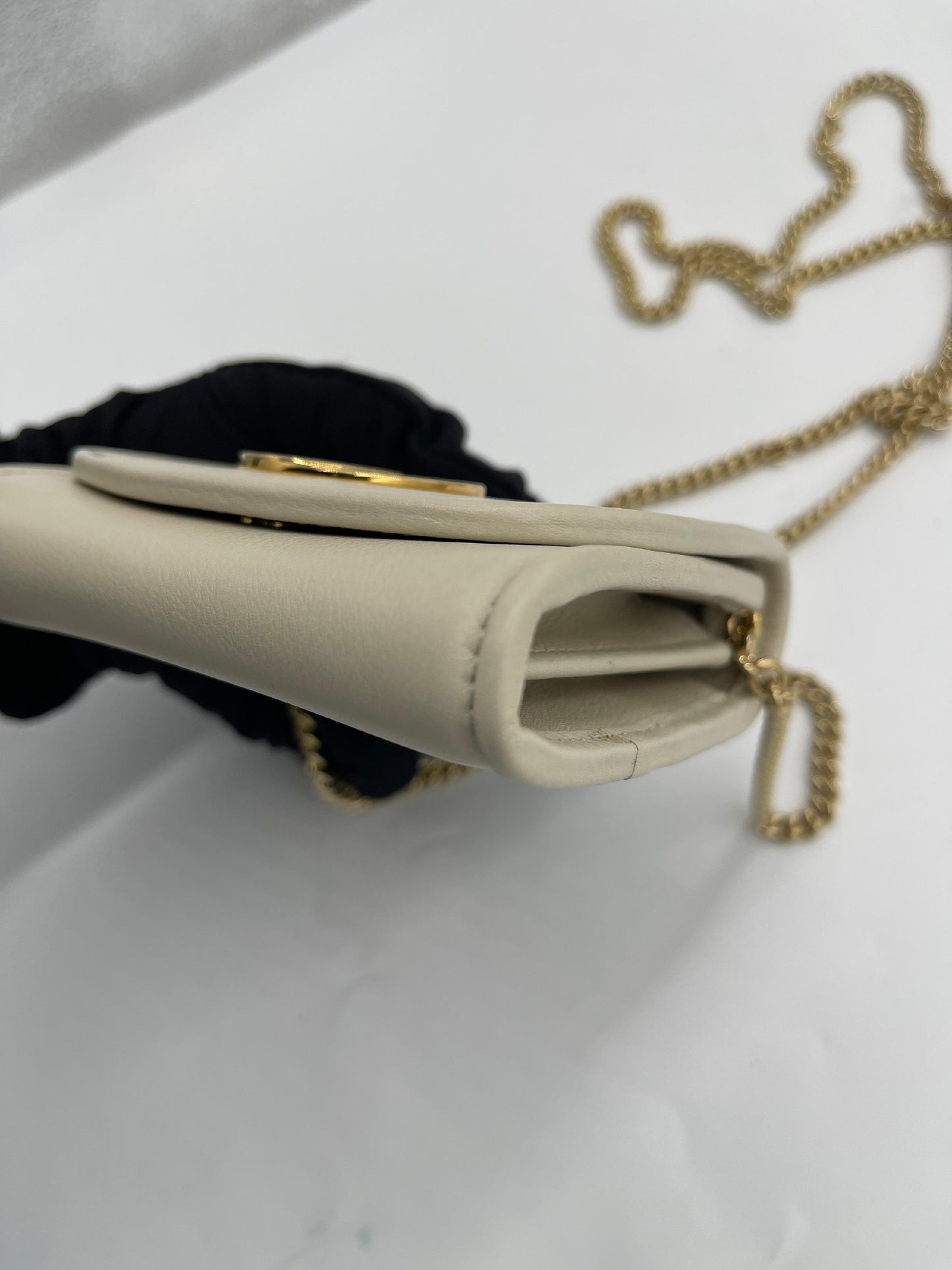 Gucci Blondie Mini Chain Wallet
