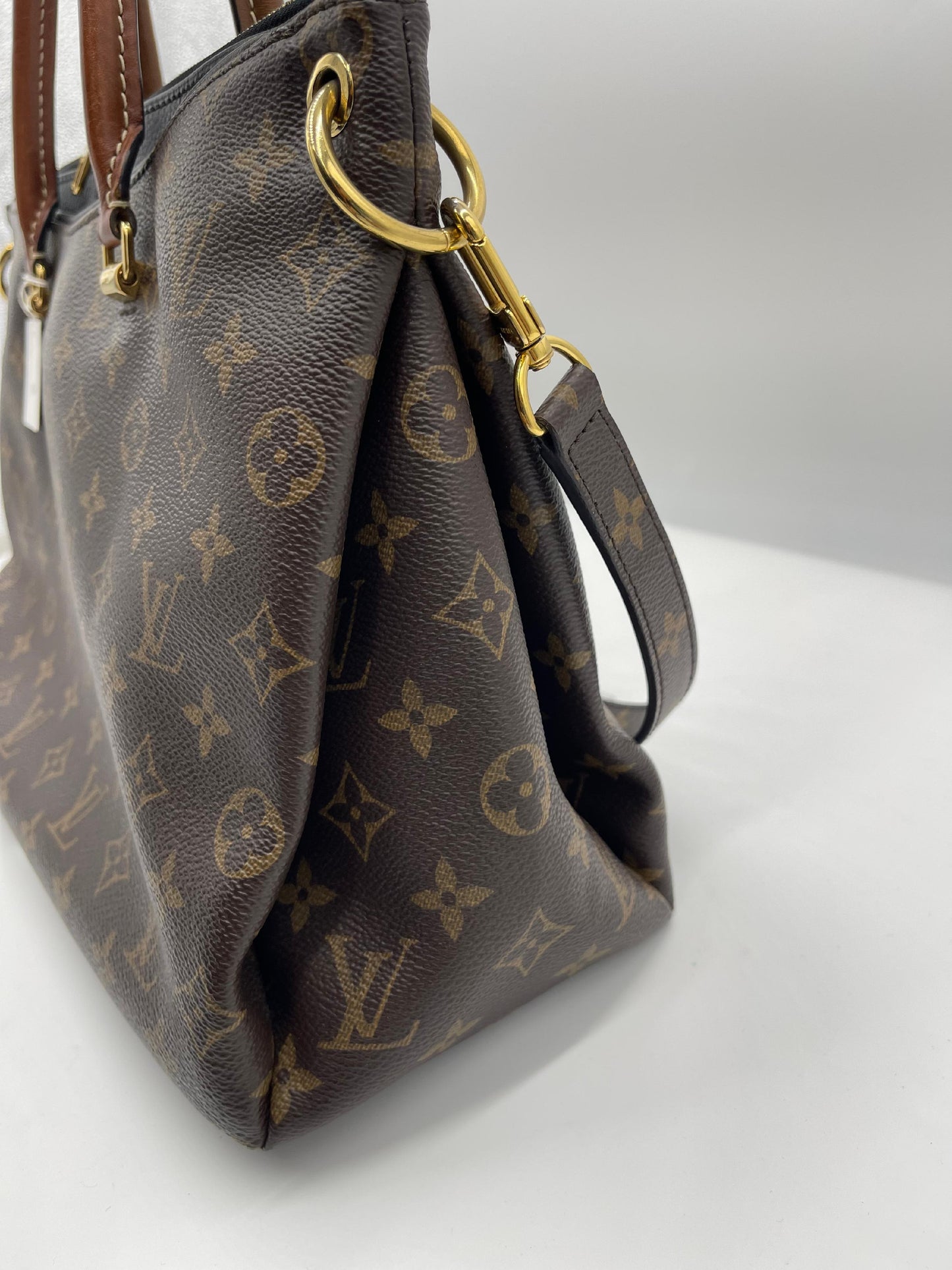 Louis Vuitton Monogram Pallas w/ Strap
