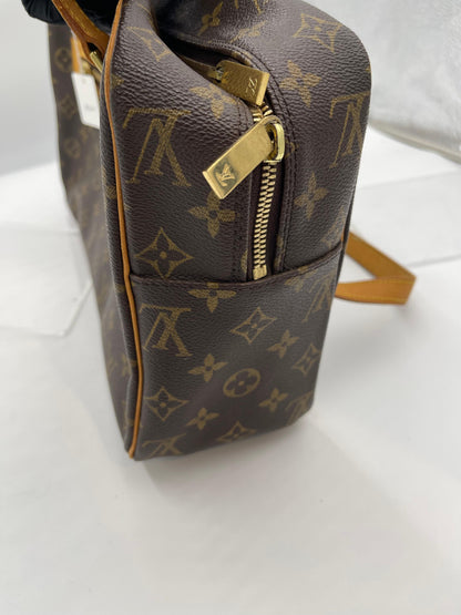 Louis Vuitton Monogram Cite