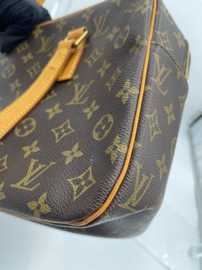 Louis Vuitton Monogram Cite